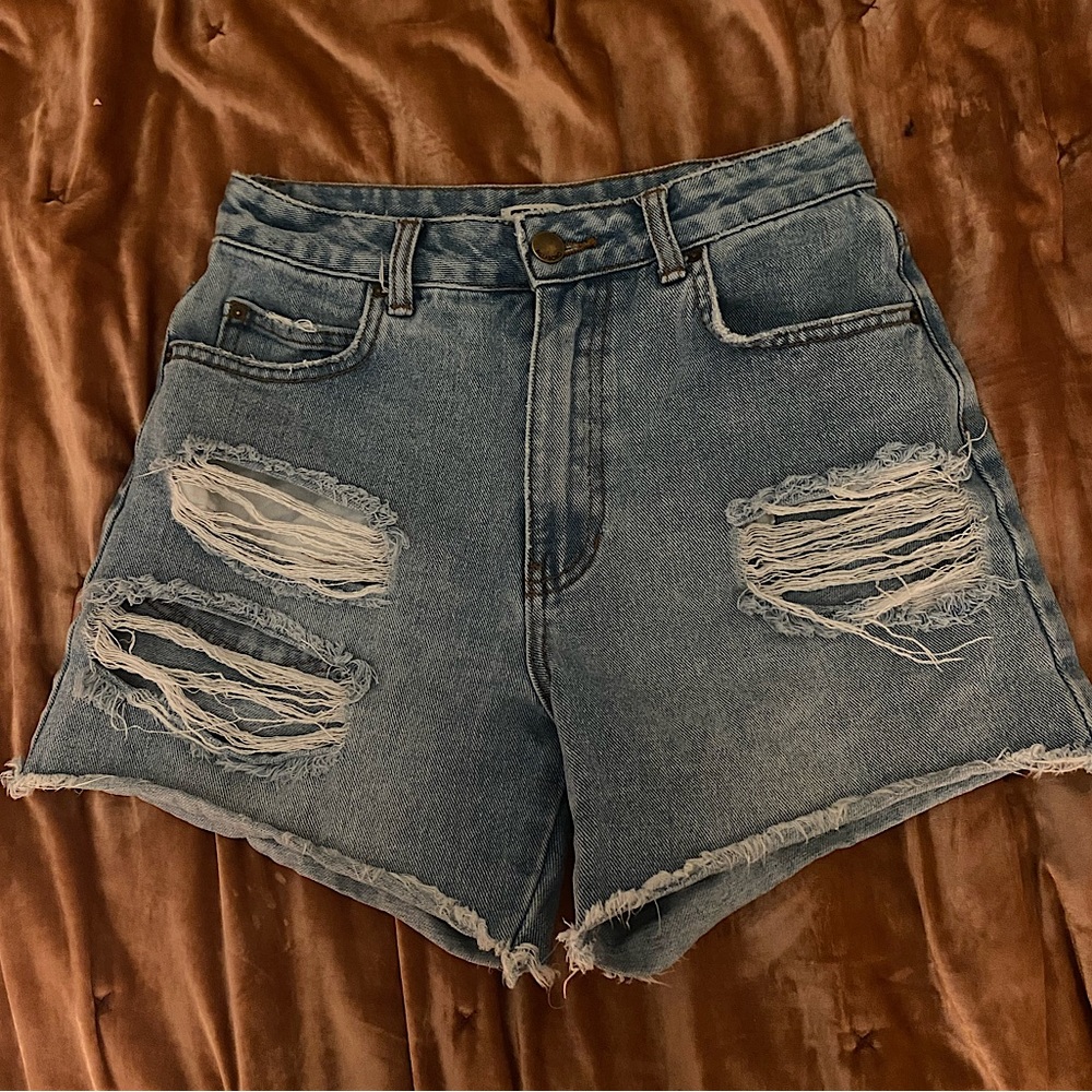 BILLABONG SHORTS